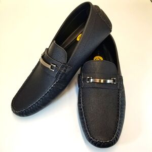 Tahari Dame Mens Size 13 Black PU Upper Rubber Sole Loafer Moc Toe Slip On